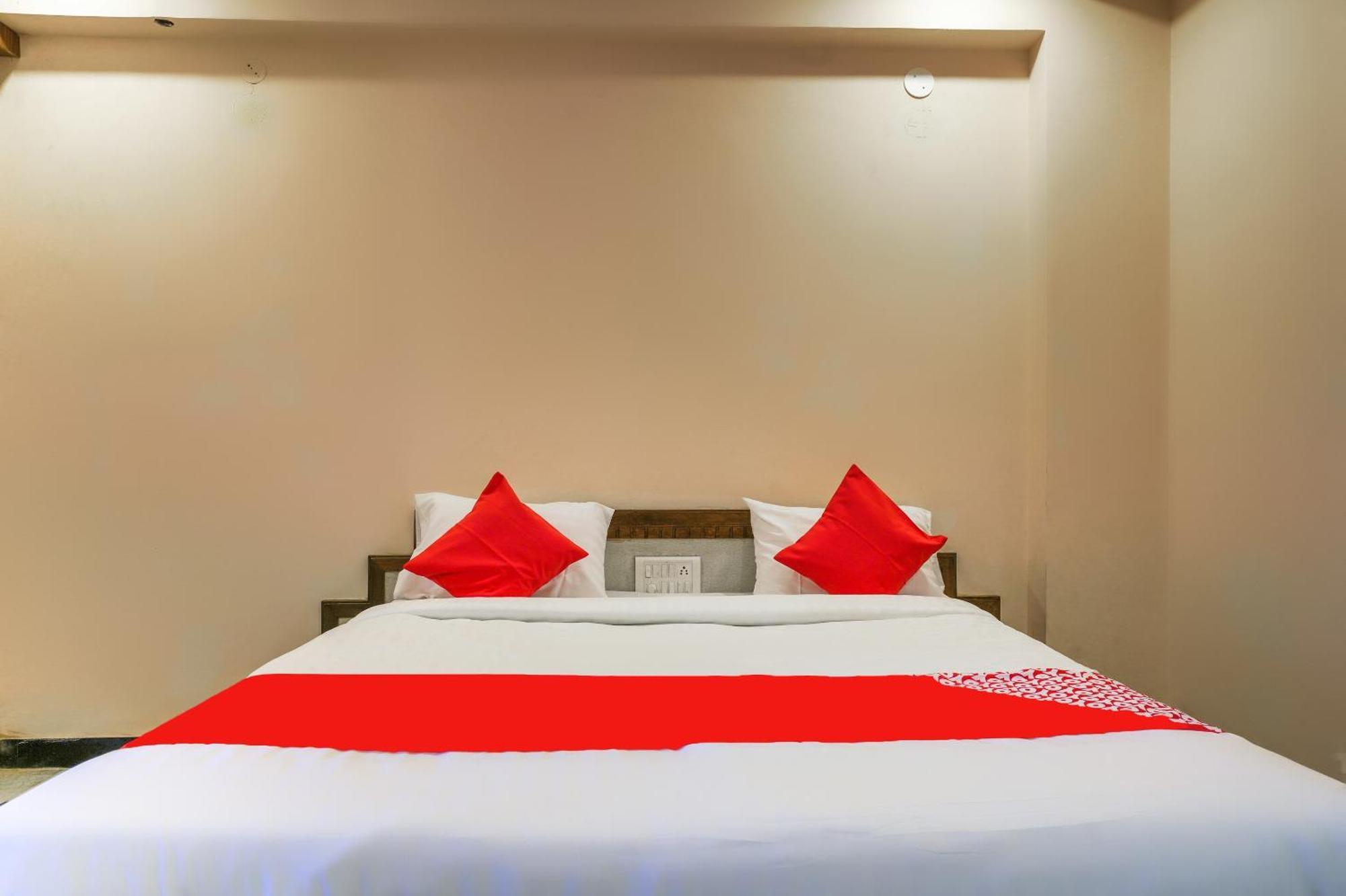 Hotel O Raja Residency Near Snow World Secundurabad Exteriör bild